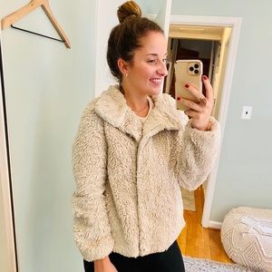 Patagonia Cream Fluffy Coat ZIP Up Teddy Style